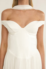 Quinnae Off-Shoulder Accordion Pleat Maxi Dress White