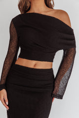 Alivya Asymmetric Shoulder Crop Top Black